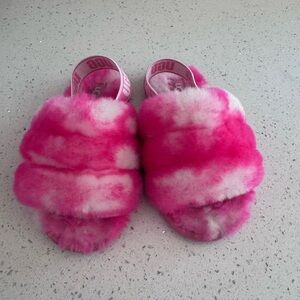 Uggs fluff yeah toddler size 9